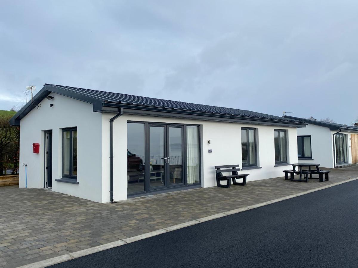 Tullybay Holiday Lodges Enniskillen Exterior photo